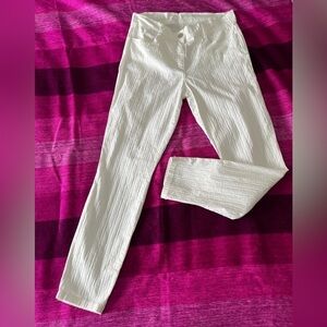 BRAX Free to Move Shakira Sharp White Slim Jeans Ankle Length Textured Fabric